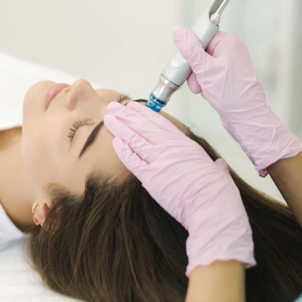 Dermaplane with Deluxe HydraFacial